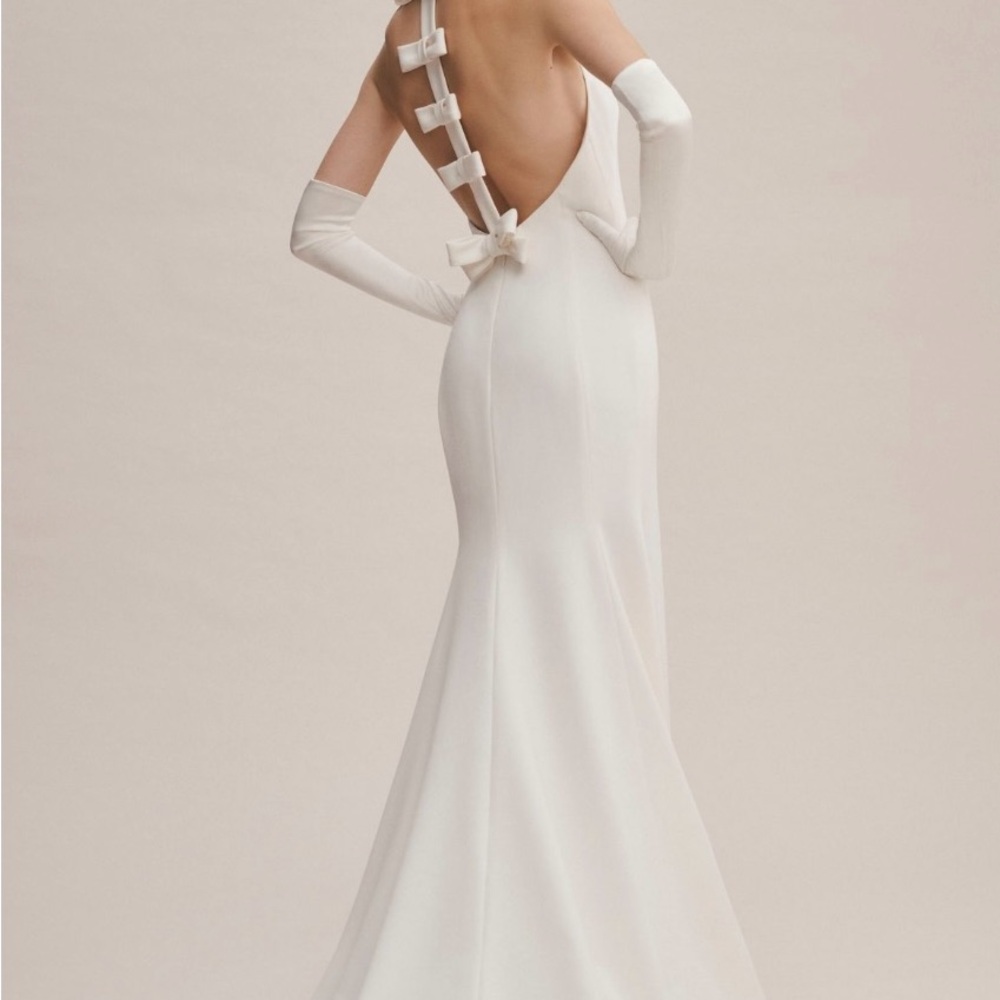 Viktor & Rolf for BHLDN Maisie High-Neck
Bow-Back Wedding Gown